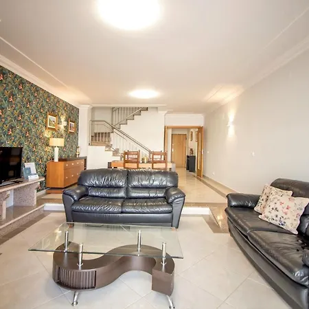 By Atlantic Places Villa