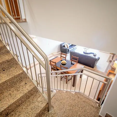 By Atlantic Places Вилла