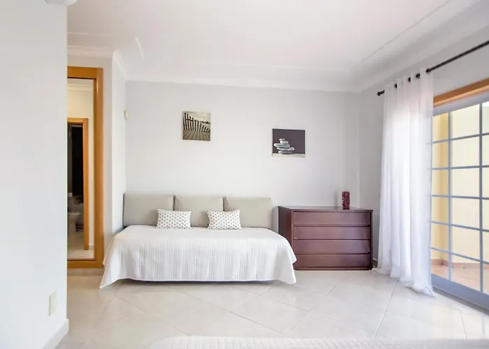 빌라 By Atlantic Places